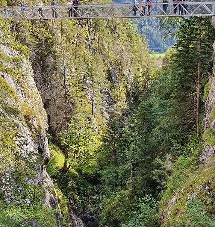 Gastehaus Landhaus Tyrol Грис-им-Зельрайн