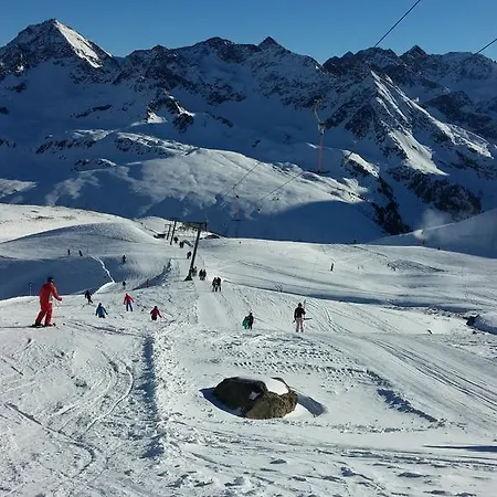 Gastehaus Landhaus Tyrol 3*