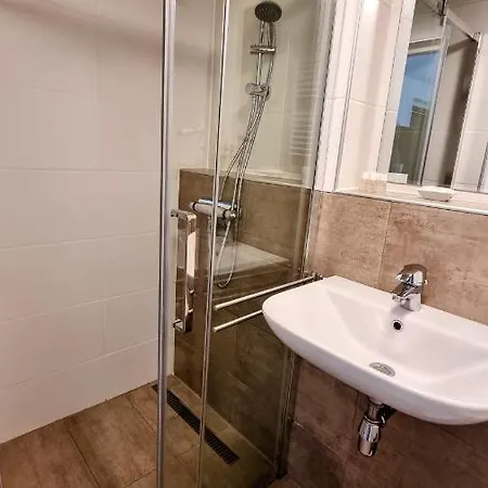 Gastehaus Landhaus Tyrol