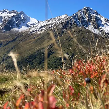 Gastehaus Landhaus Tyrol 3* Грис-им-Зельрайн