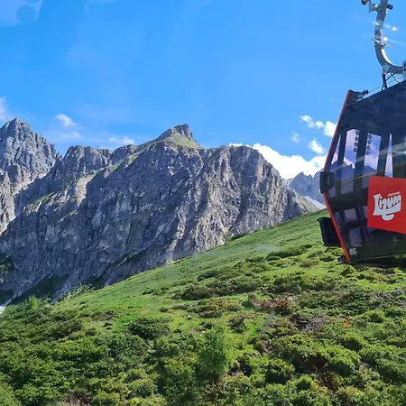 Gastehaus Landhaus Tyrol 3*