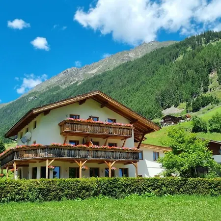 Gaestehaus Tyrol 3*