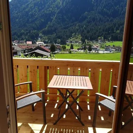 Gastehaus Landhaus Tyrol