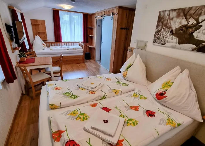 Gaestehaus Tyrol Casa de hóspedes