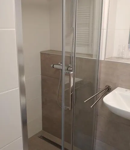 Gaestehaus Tyrol Casa de hóspedes