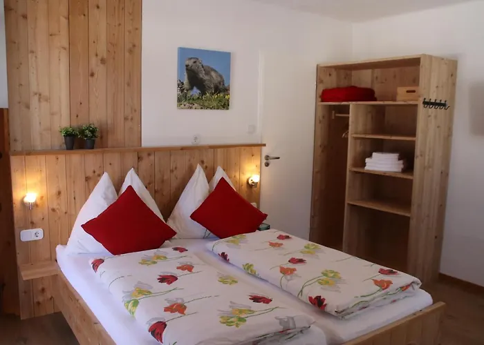 Casa de hóspedes Gaestehaus Tyrol 3*