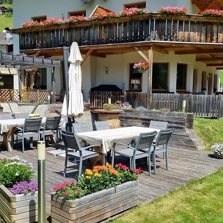 Gaestehaus Tyrol Penzion